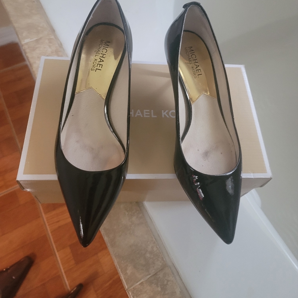 Michael Kors Pumps, Size 7M, Black Patent